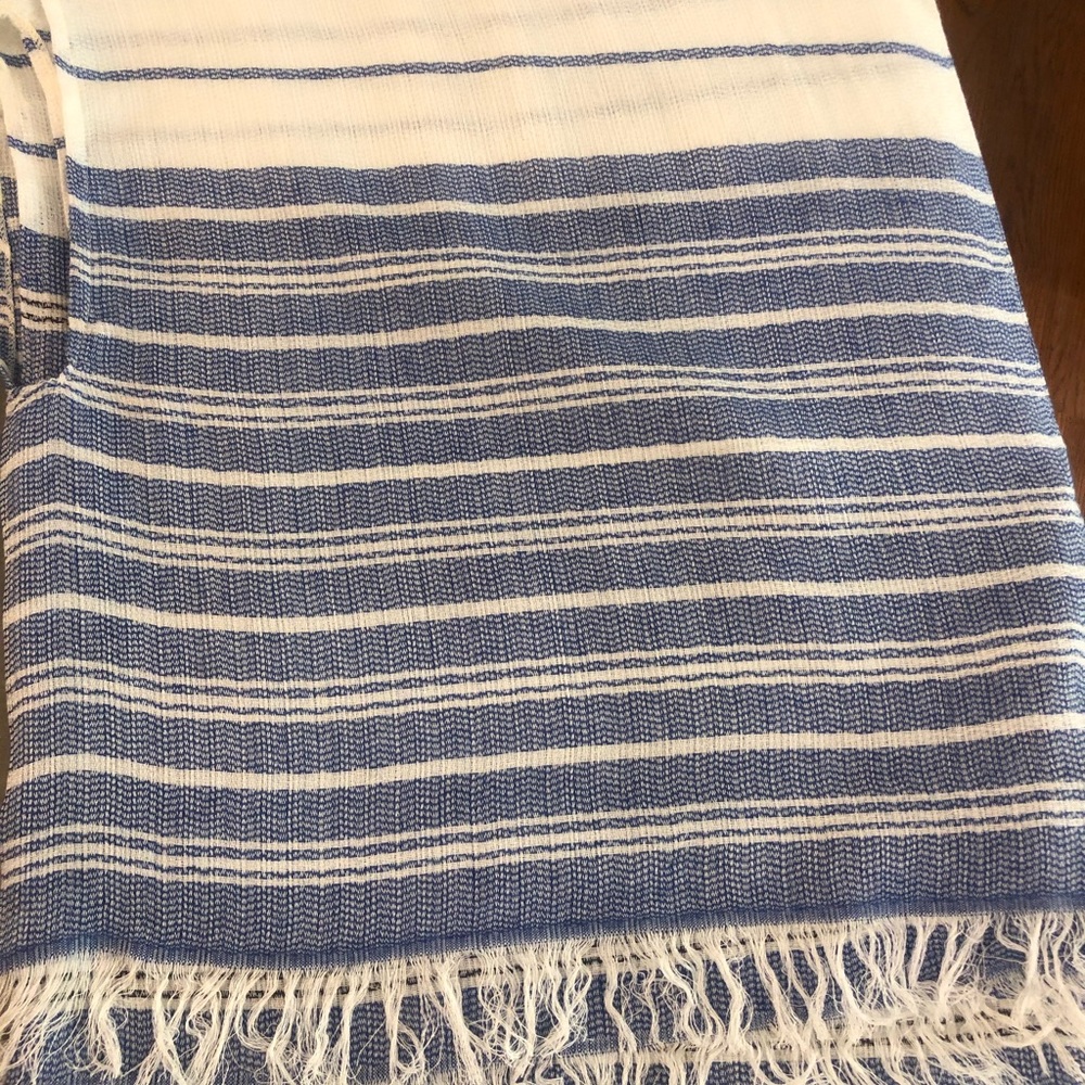 J Crew Summer/weight Cape/Scarf - Picture 2 of 6